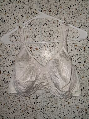 Playtex Everyday Bra Bra Size 44DD White No Padding Wireless